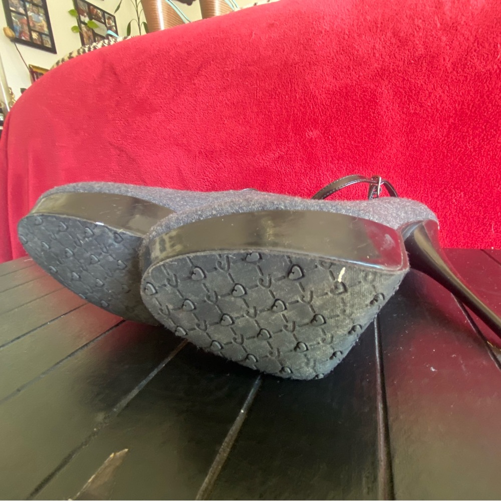 Platform Heels - Picture 3 of 3